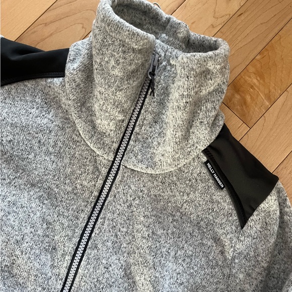 Helly Hansen Sweater - Picture 3 of 3